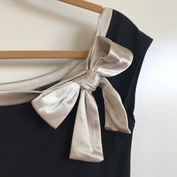 LBD with champagne detail - Picture 2 of 5